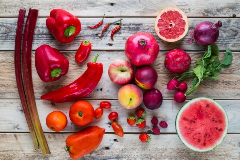 Frutas y verduras rojas y rosadas